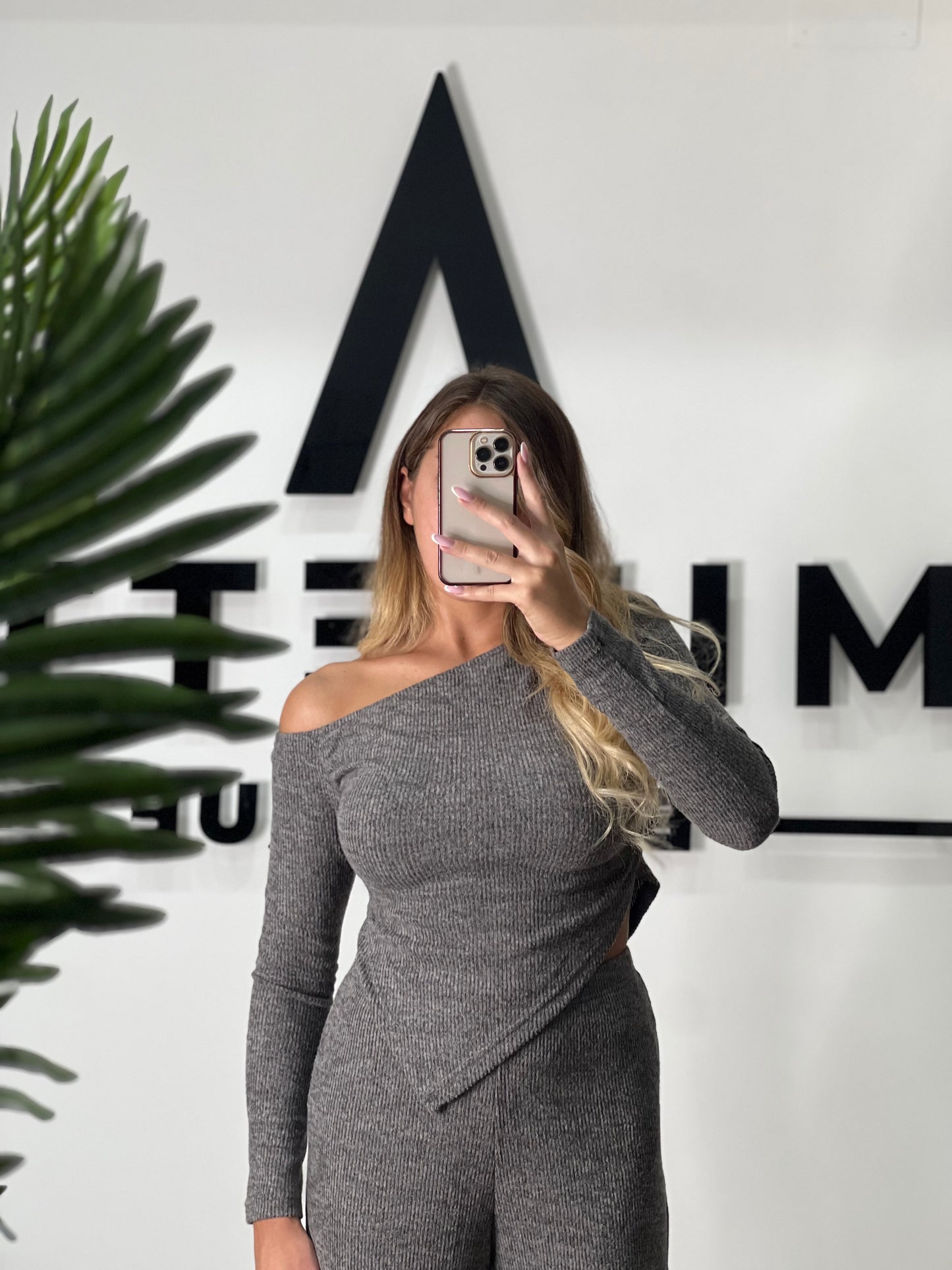 Completo monospalla – Collezione Comfy