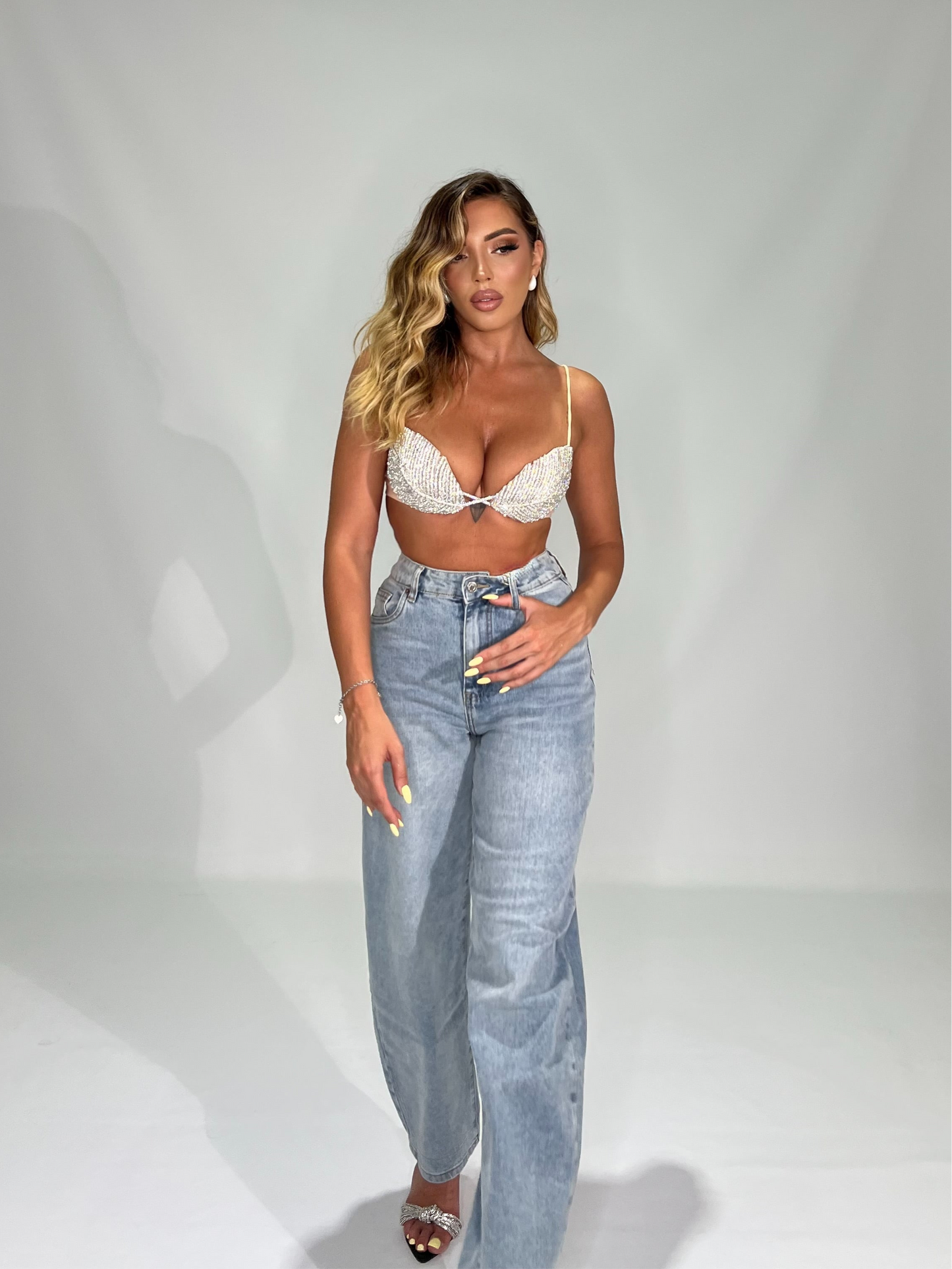 ✨ Crop Top Swarovski – Brilla con Eleganza ✨