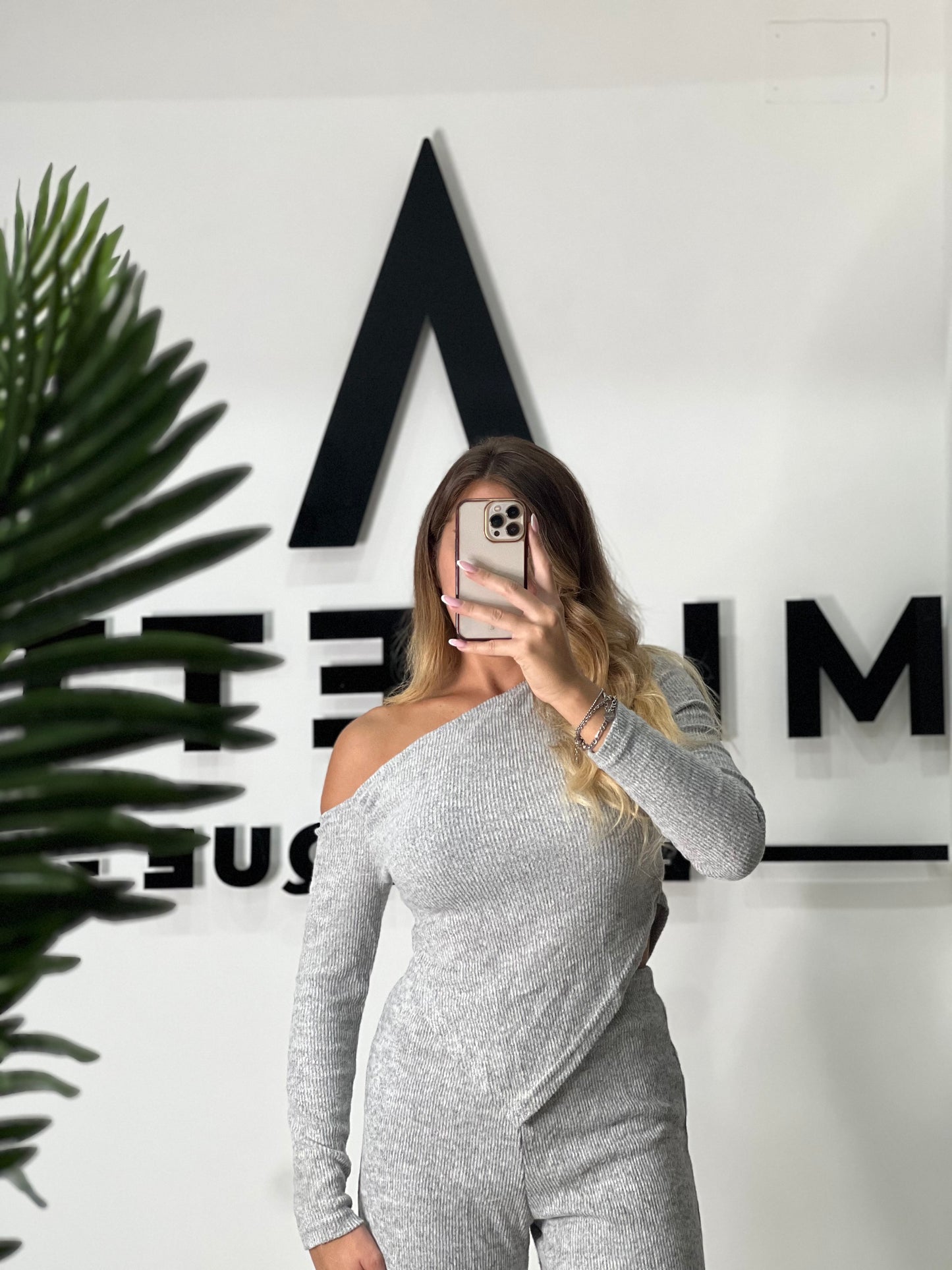 Completo monospalla – Collezione Comfy