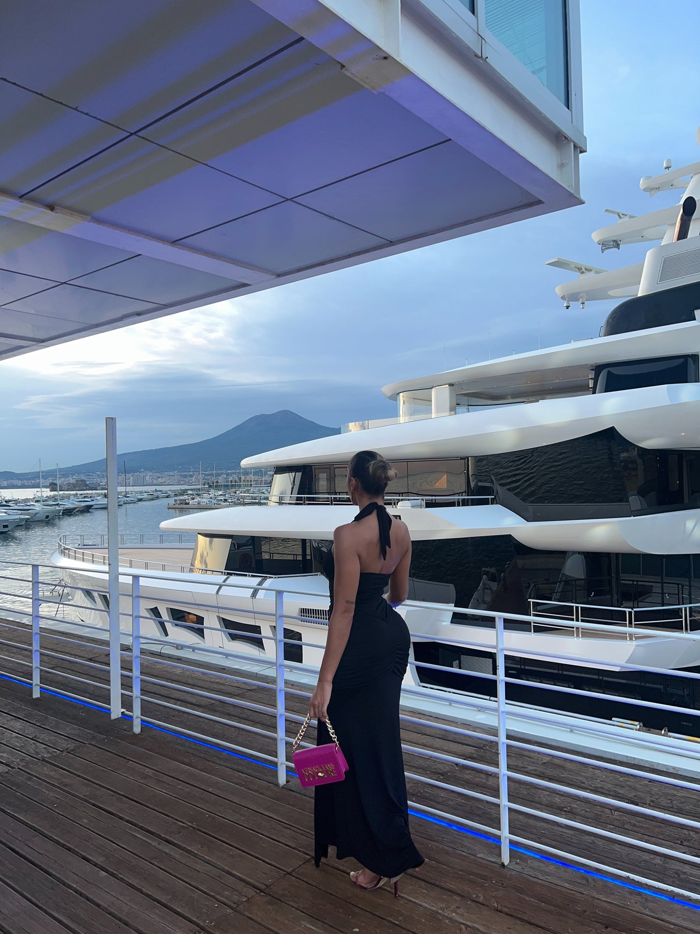 Dress luxury Yacht