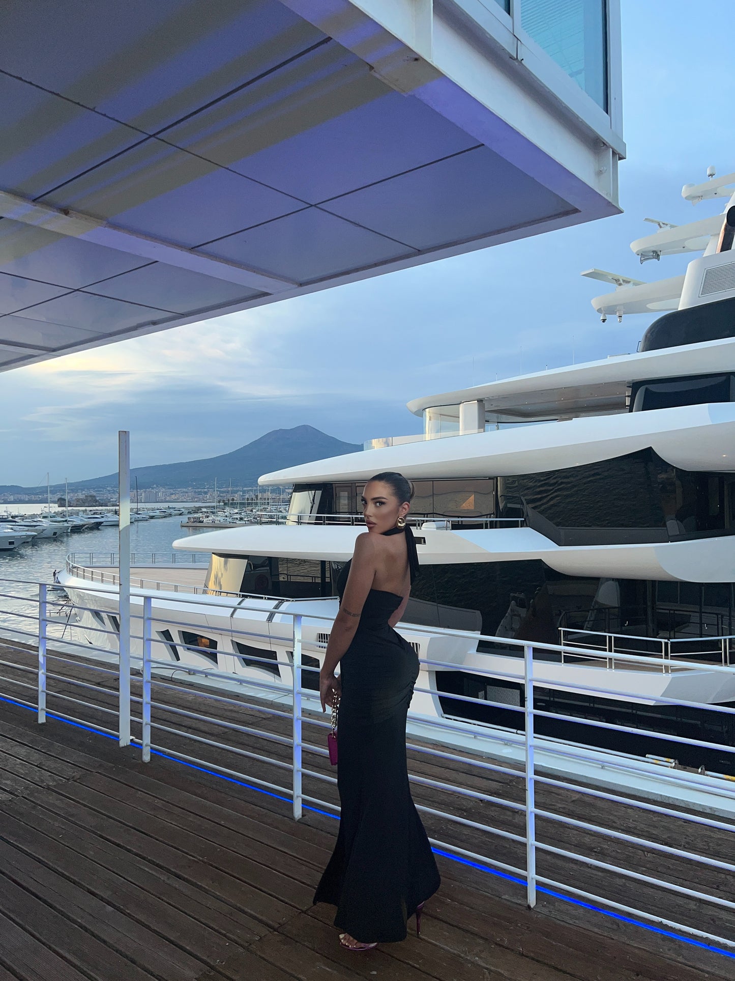 Dress luxury Yacht