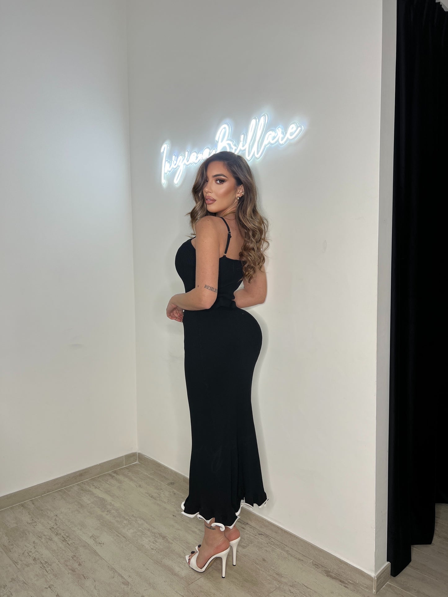 Dress caramella